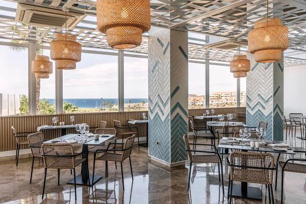 Cena Mare Nubium con maridaje Inclusive Collection by Hyatt Cena Mare Nubium con maridaje Inclusive Collection by Hyatt