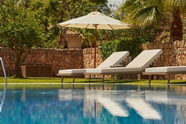 Day Pass en Hamaca con Cocktail Inclusive Collection by Hyatt Day Pass en Hamaca con Cocktail Inclusive Collection by Hyatt